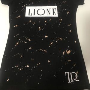 Women t shirt